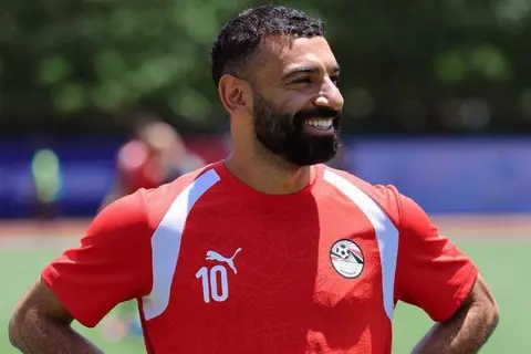 ابتسامة الملك وتعليمات حسام حسن.. كواليس مران منتخب مصر الأخير قبل لقاء أستراليا (صور)